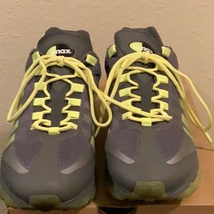 Nike Air Max 95+, Dark Gray/Volt/Wolf Gray, Size Men’s 9.5